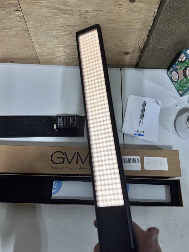 Studio Lighting Stick - Adjustable Brightness - GVM / i4F