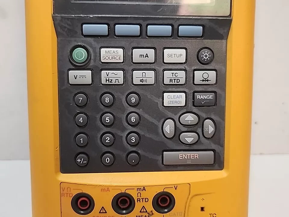 Fluke 743B Documenting Process Calibrator - Meter & Battery No Charger
