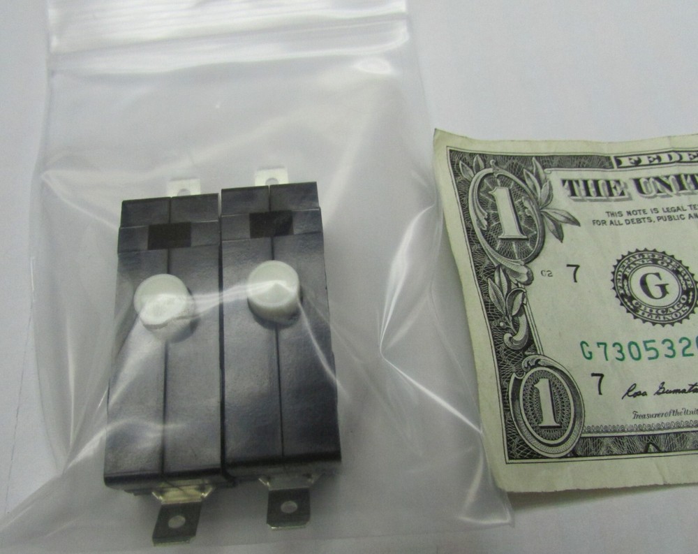 2 Cherry E13 15A Normally Open Snap Action Pushbutton Switch 125/250VAC E13-33EA