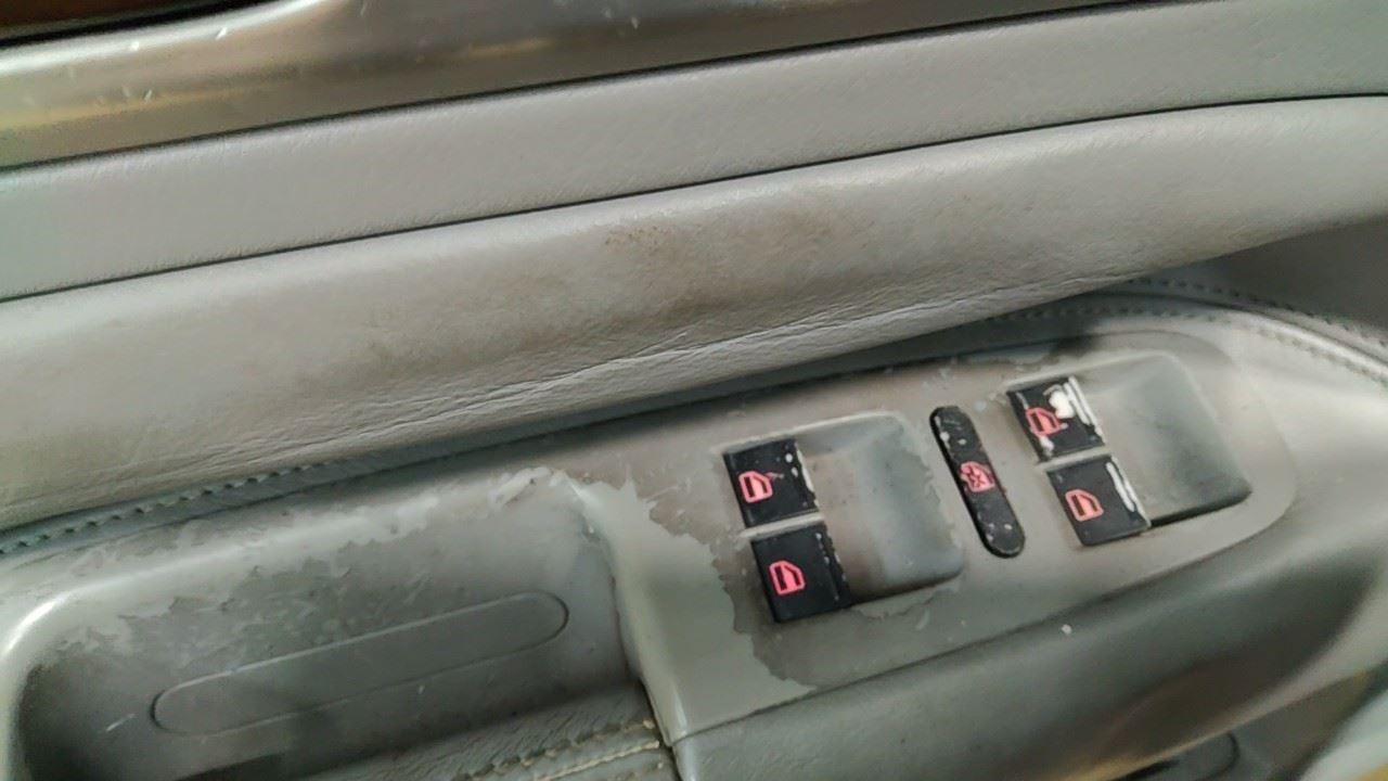 (LOCAL PICKUP ONLY) Roof Glass Fits 04-10 TOUAREG 7017933