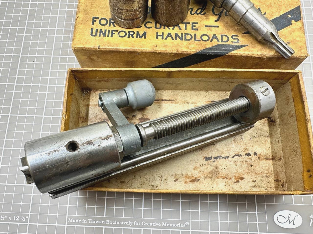 Vintage L.E. Wilson Case Trimmer Kit Reloading Tools Gages w Case Holders Box