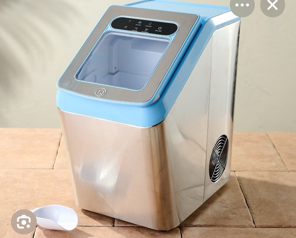 K313107 - 72 lb. Chewable Nugget Ice Maker.