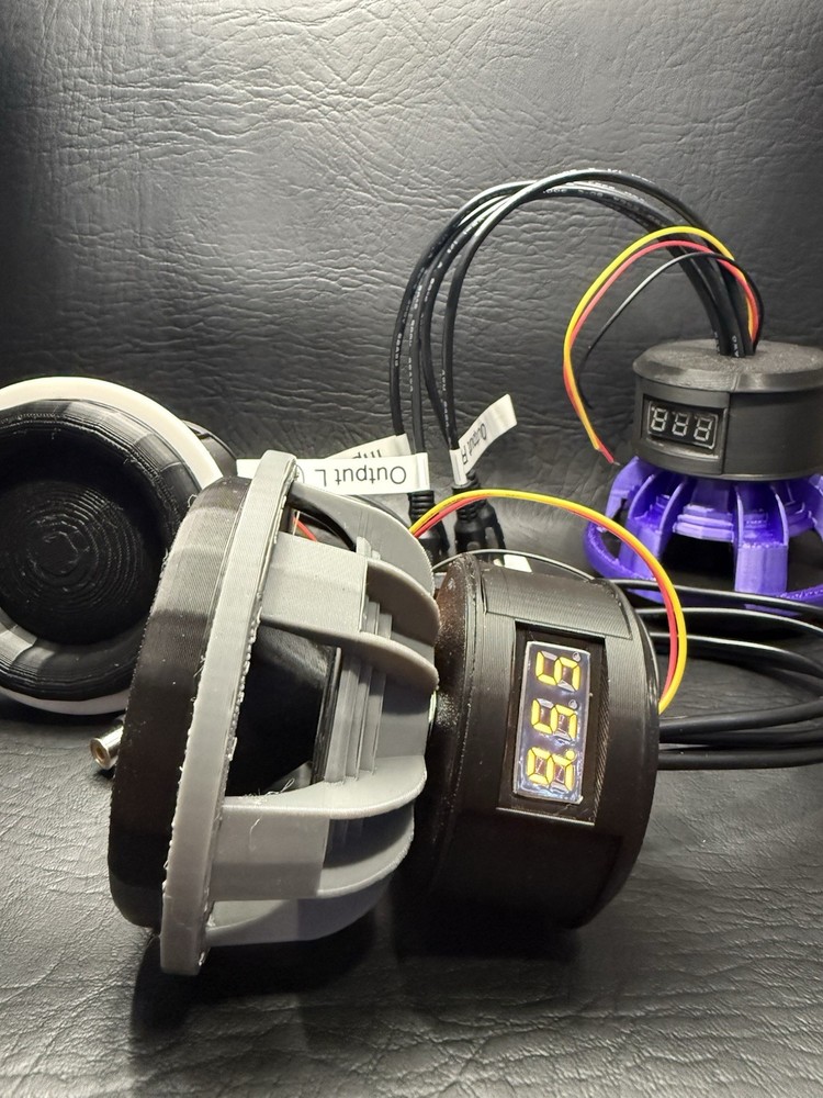 Bass Knob with Voltage Reader