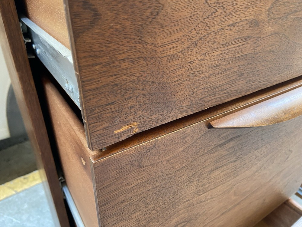 Jens Risom Mid century Modern Walnut Credenza Sideboard Unmarked
