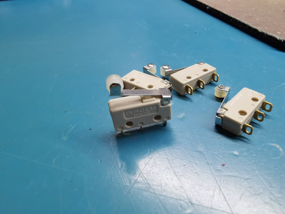 10pcs Limit Switch Burgess Micro Switch V4T7YR1GP Micro Type