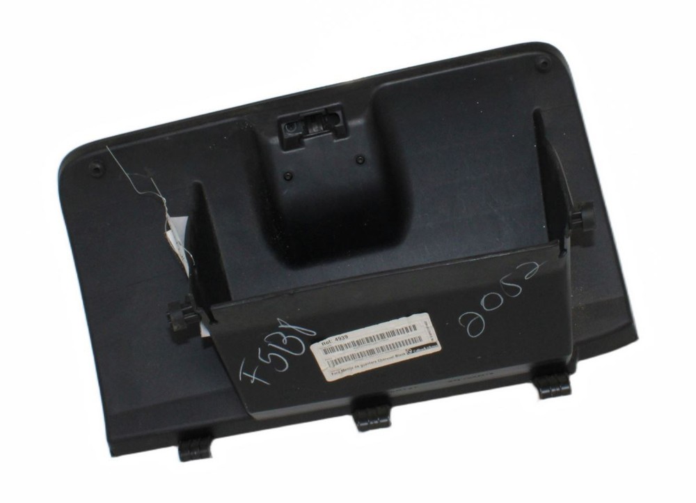 FUSION 2006 Glove Box 1487802