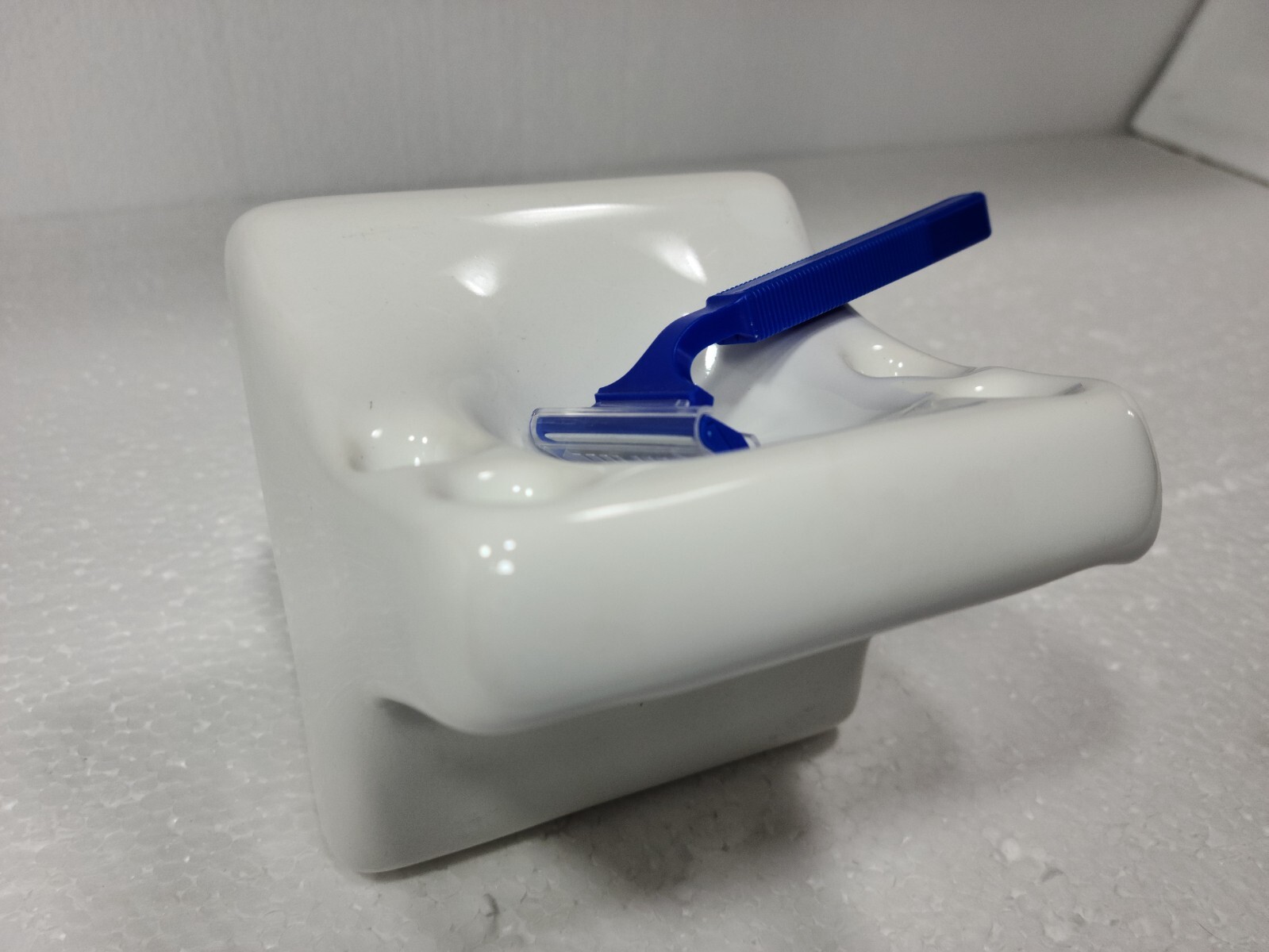 Vintage Bright White Ceramic Toothbrush Holder Tumbler Cup Tray Daltile 0190