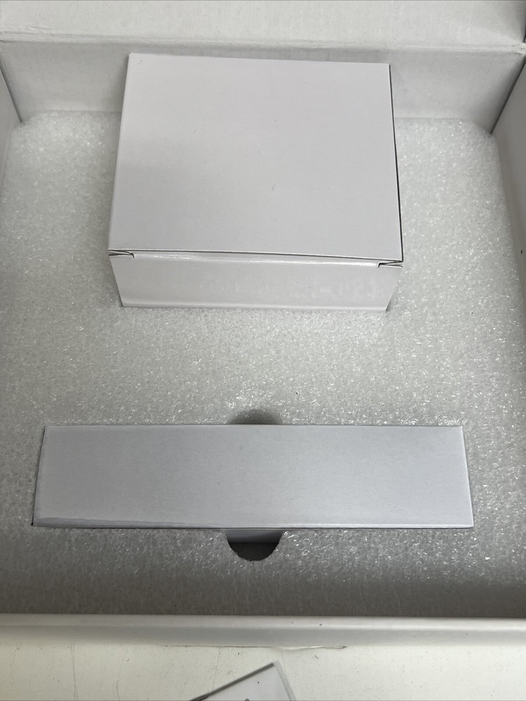 Barco WePresent WiPG-1600 ***NEW OPEN BOX***