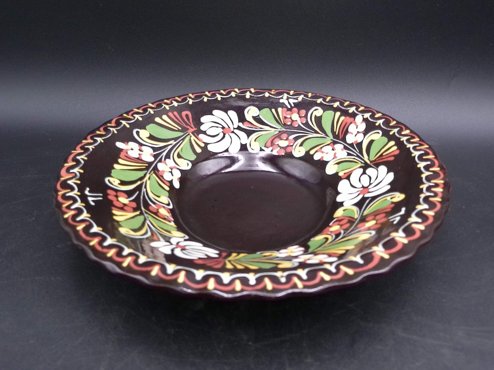 Ceramic Dark Brown Decorative Floral Ring Design Plate