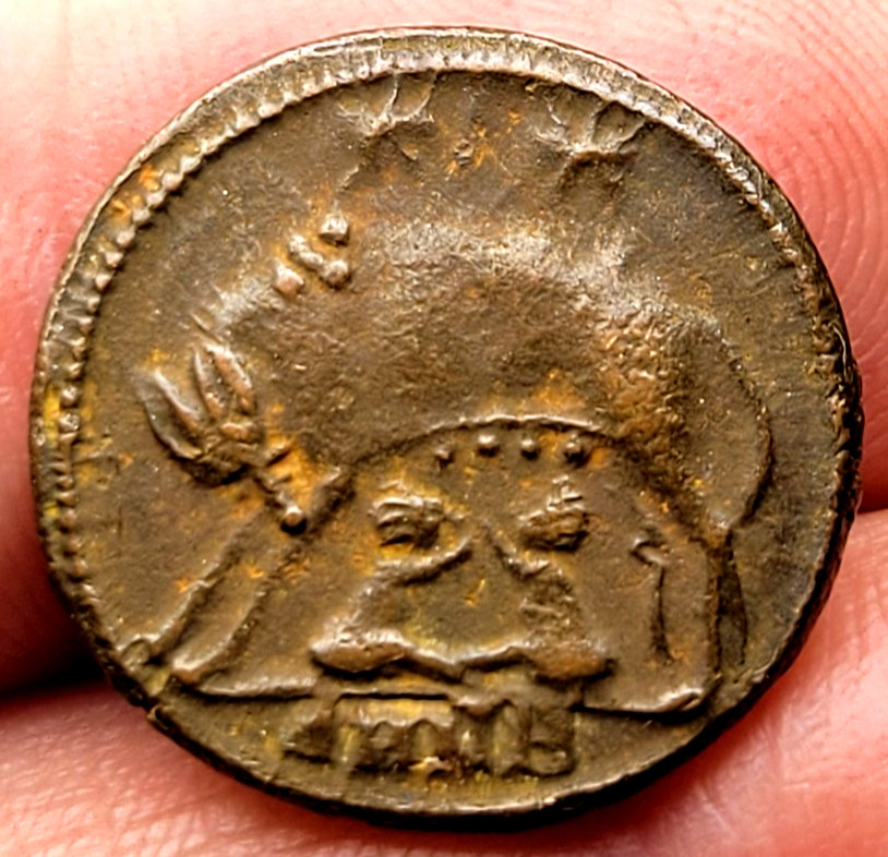 VRBS ROMA Commemorative AD 330-333 Constantine SHE WOLF ROMULUS