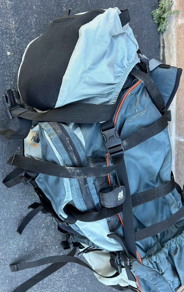 High Peak Pinnacle 65+10 Backpack Hiking