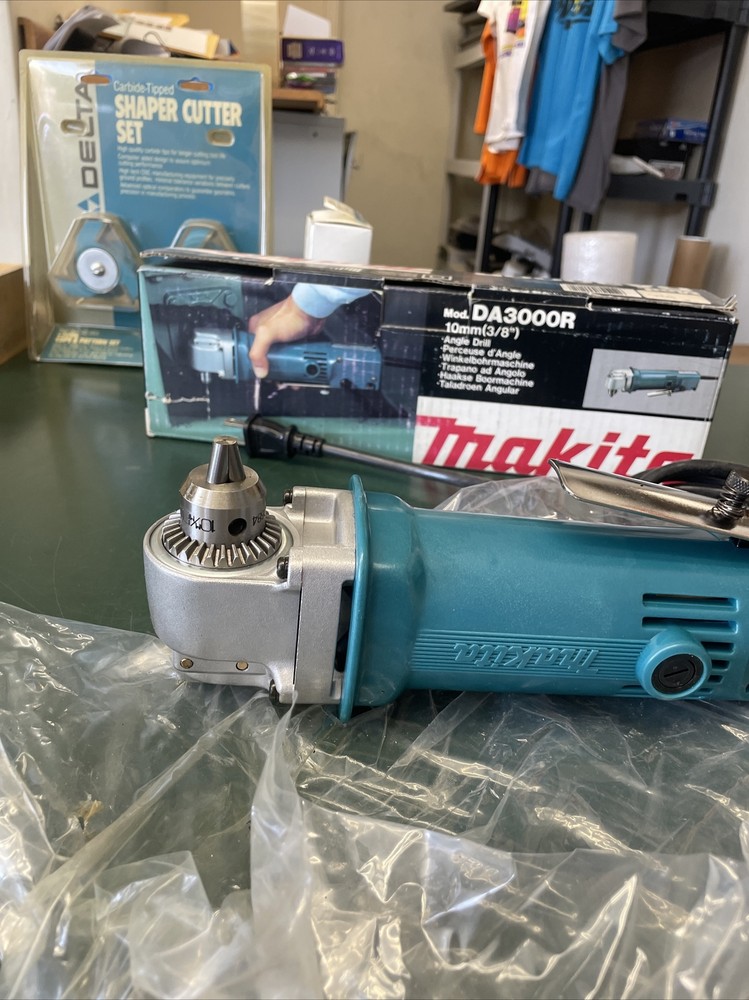 VINTAGE Makita DA3000R 3/8" Variable Speed Right Angle Drill Nice USA