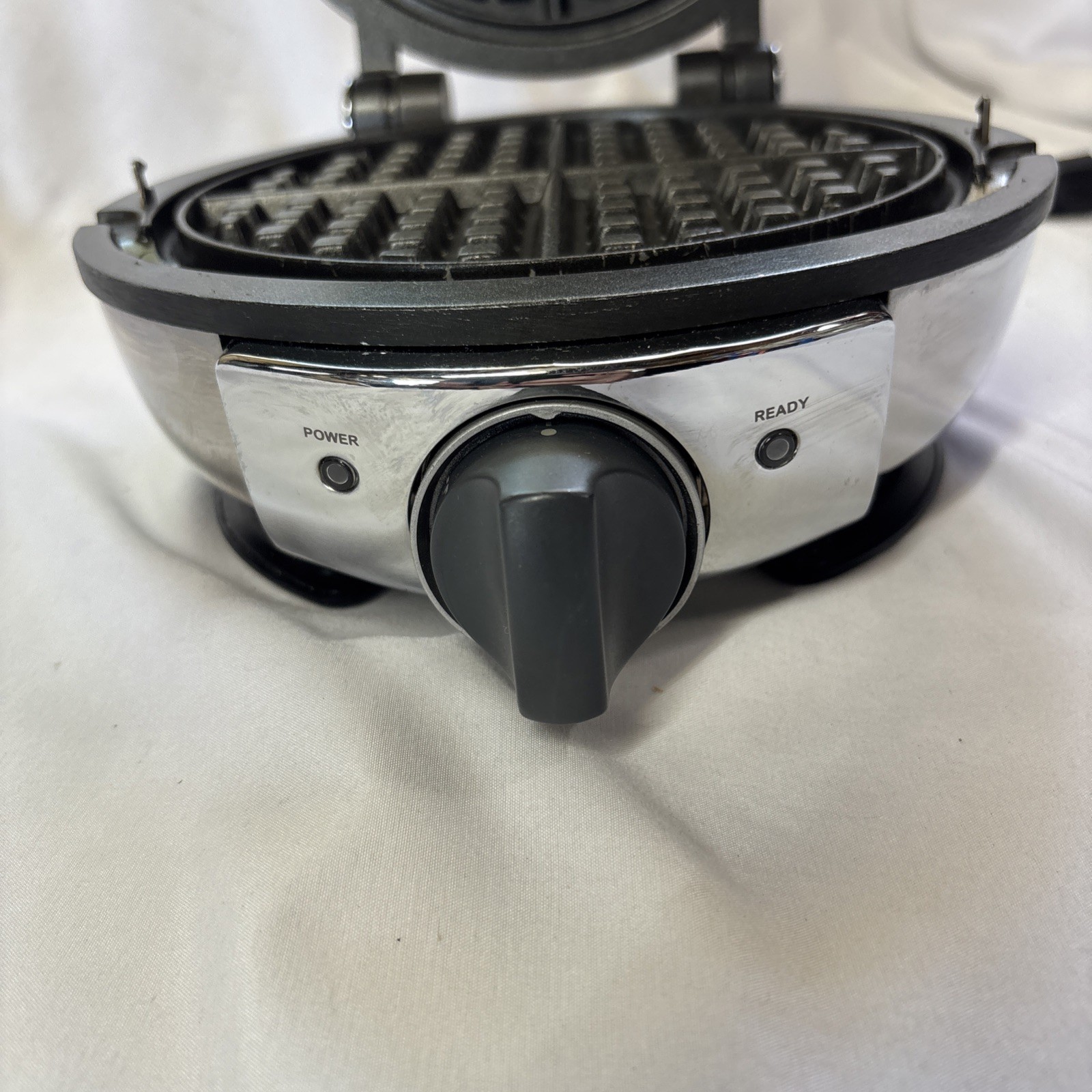 All-Clad Stainless Steel Classic Round Waffle Maker Type 6071