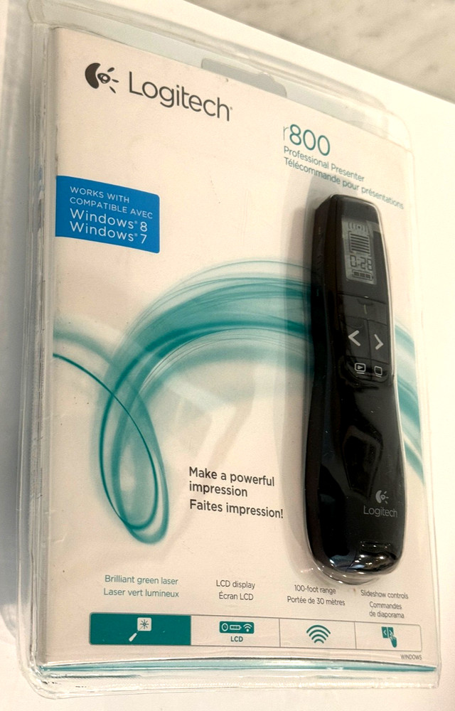 Logitech R800 Laser Presentation Remote Control - Black - NEW