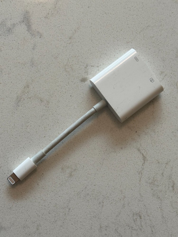 Apple Lighting to USB 3 Camera Adapter A1619