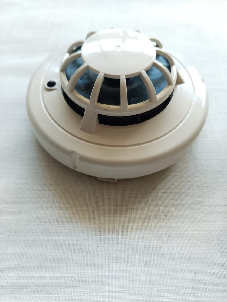 SYSTEM SENSOR SMOKE DETECTOR 2351/TEM