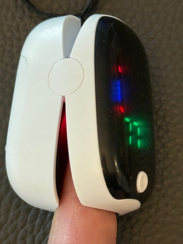 Pulse Oximeter -Finger Tip - Model LK 89