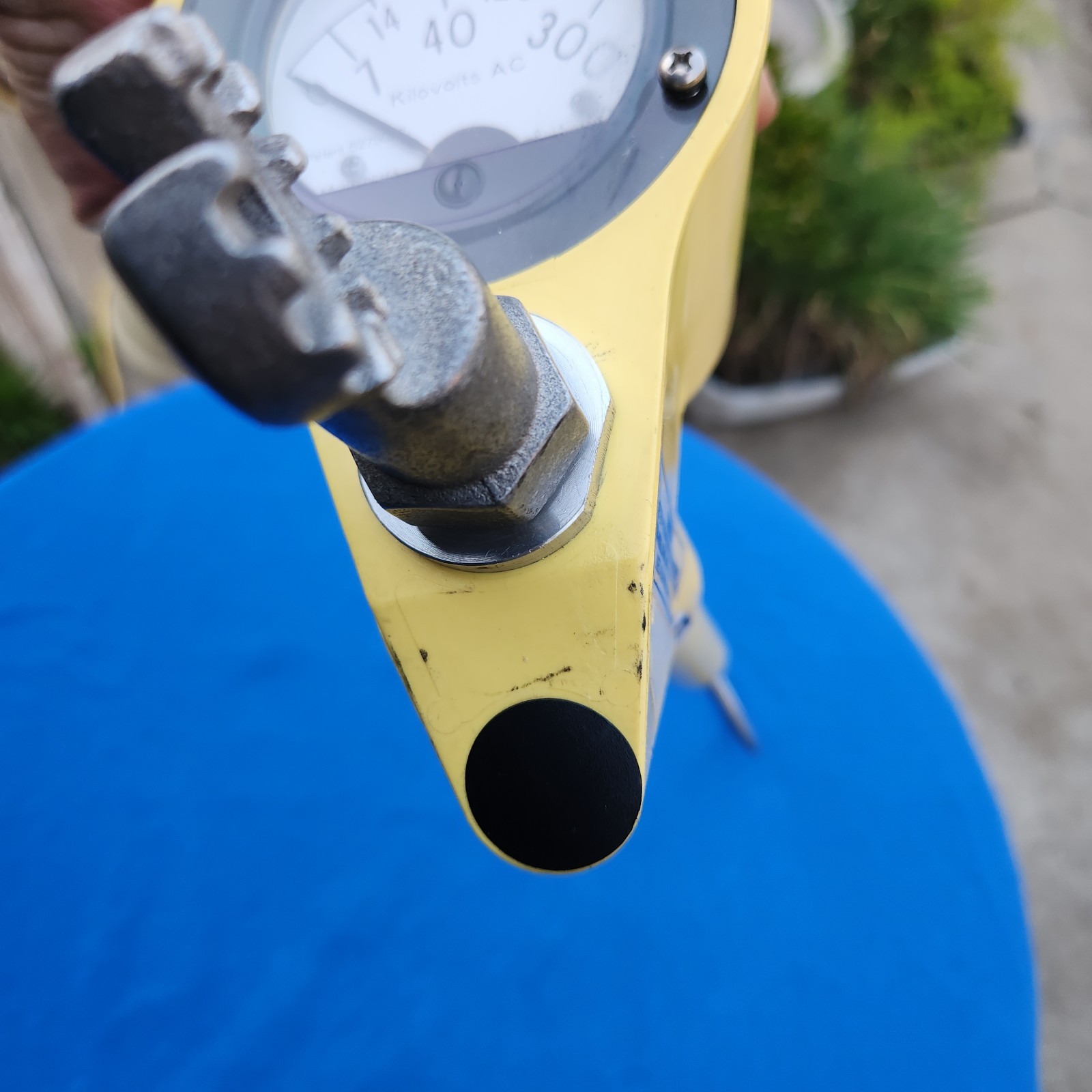 BIERER VDAH300 Transmission Distribution Line Voltage Detector 0-300 KV - used