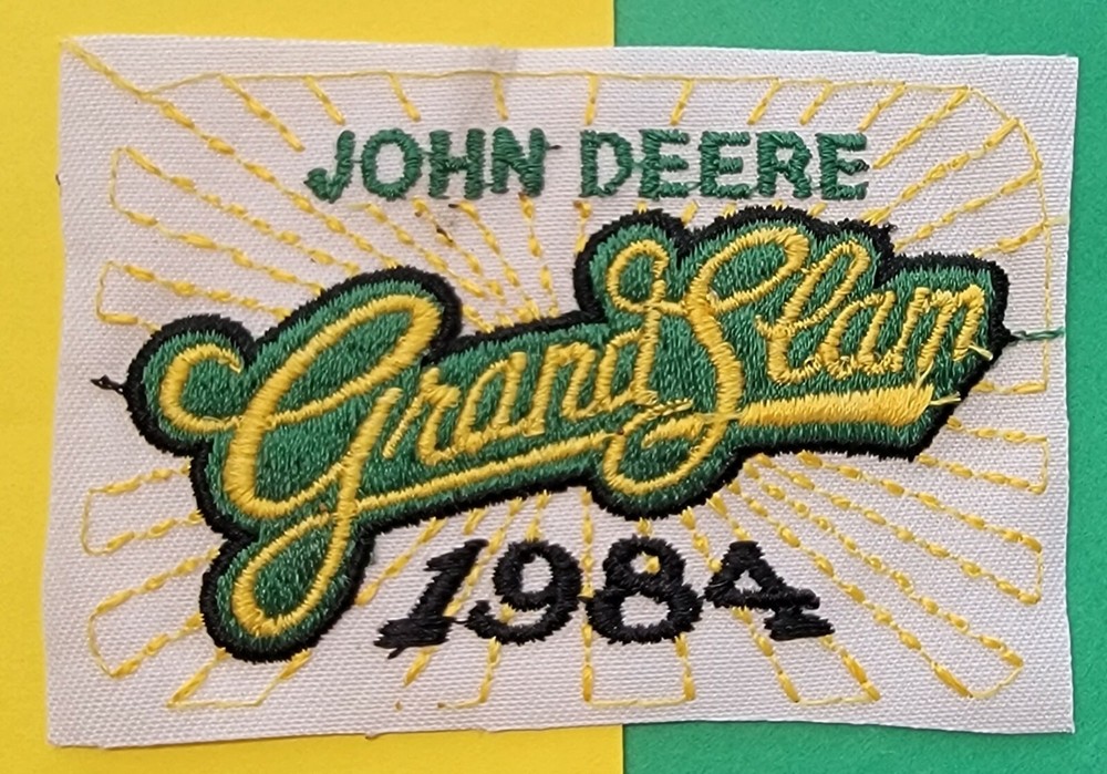 VINTAGE 1980's JOHN DEERE PATCH SEW ON