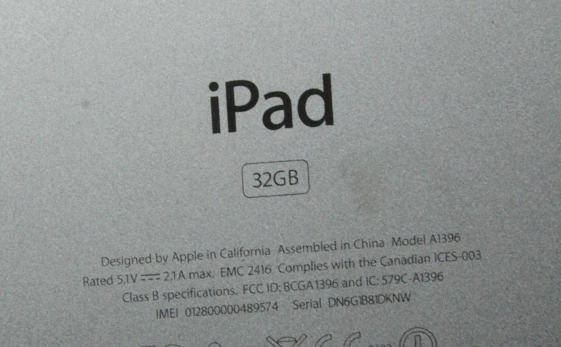 Apple iPad 32GB Model A1396.