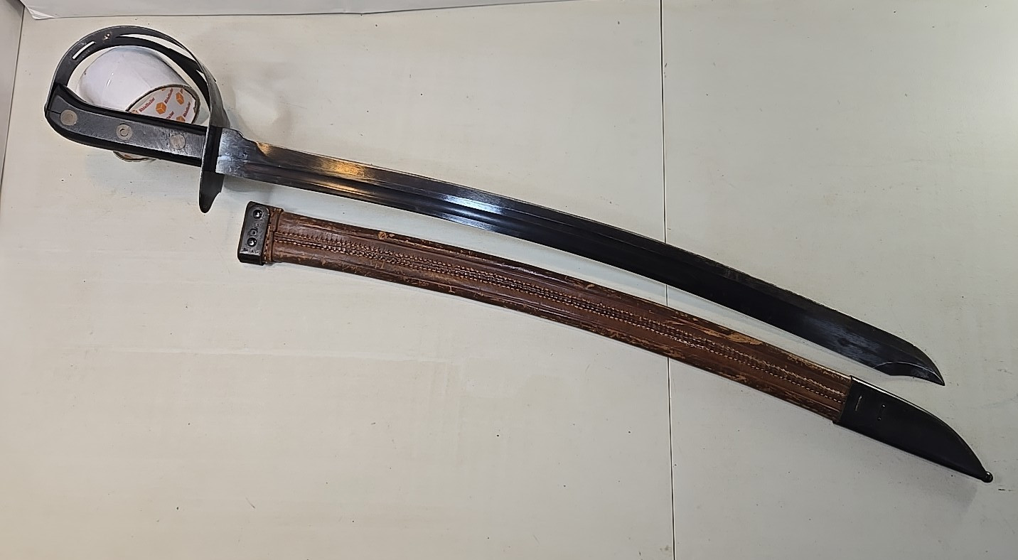 WWI Model 1917 or M1941 USN Naval Cutlass Sword w/Scabbard - US Navy - Klewang