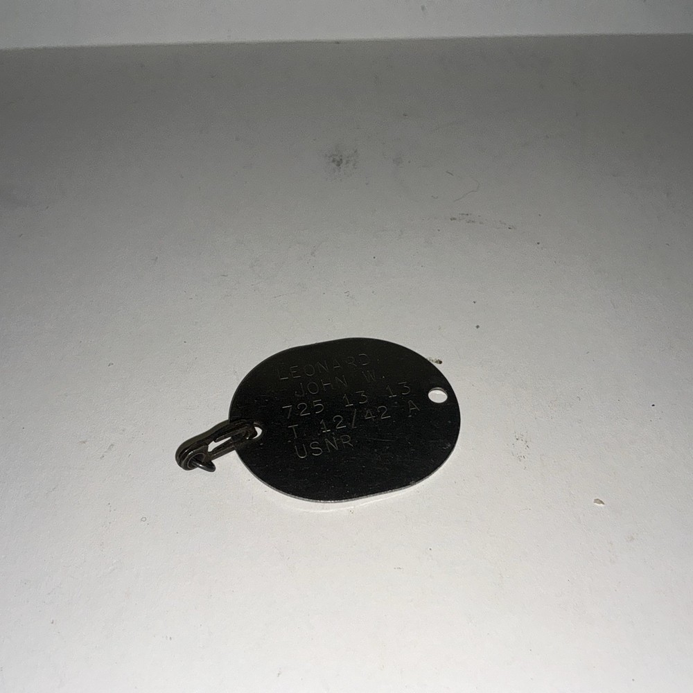 WW2 WWII USNR dog Tag