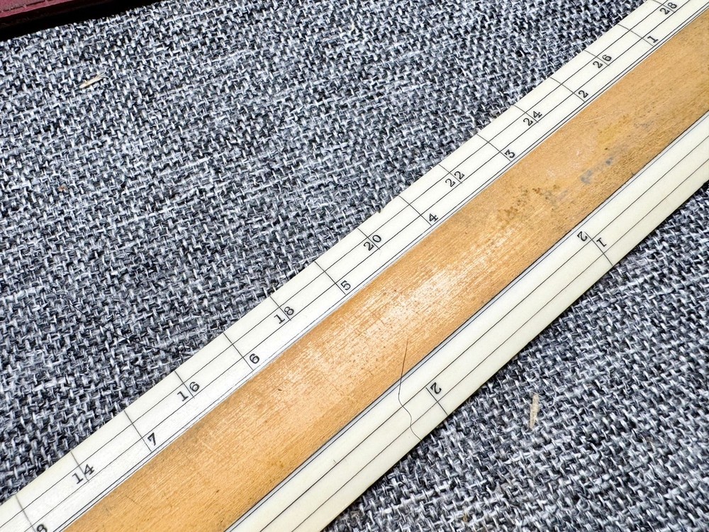 VINTAGE HALL HARDING LTD ENGINEER SCALE RULE ENGINE DIVIDED 30CM RED CASE