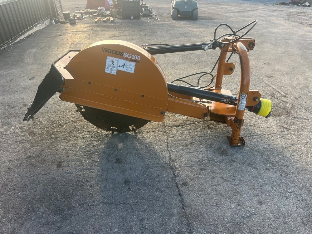 WOODS SG100 Stump Grinders