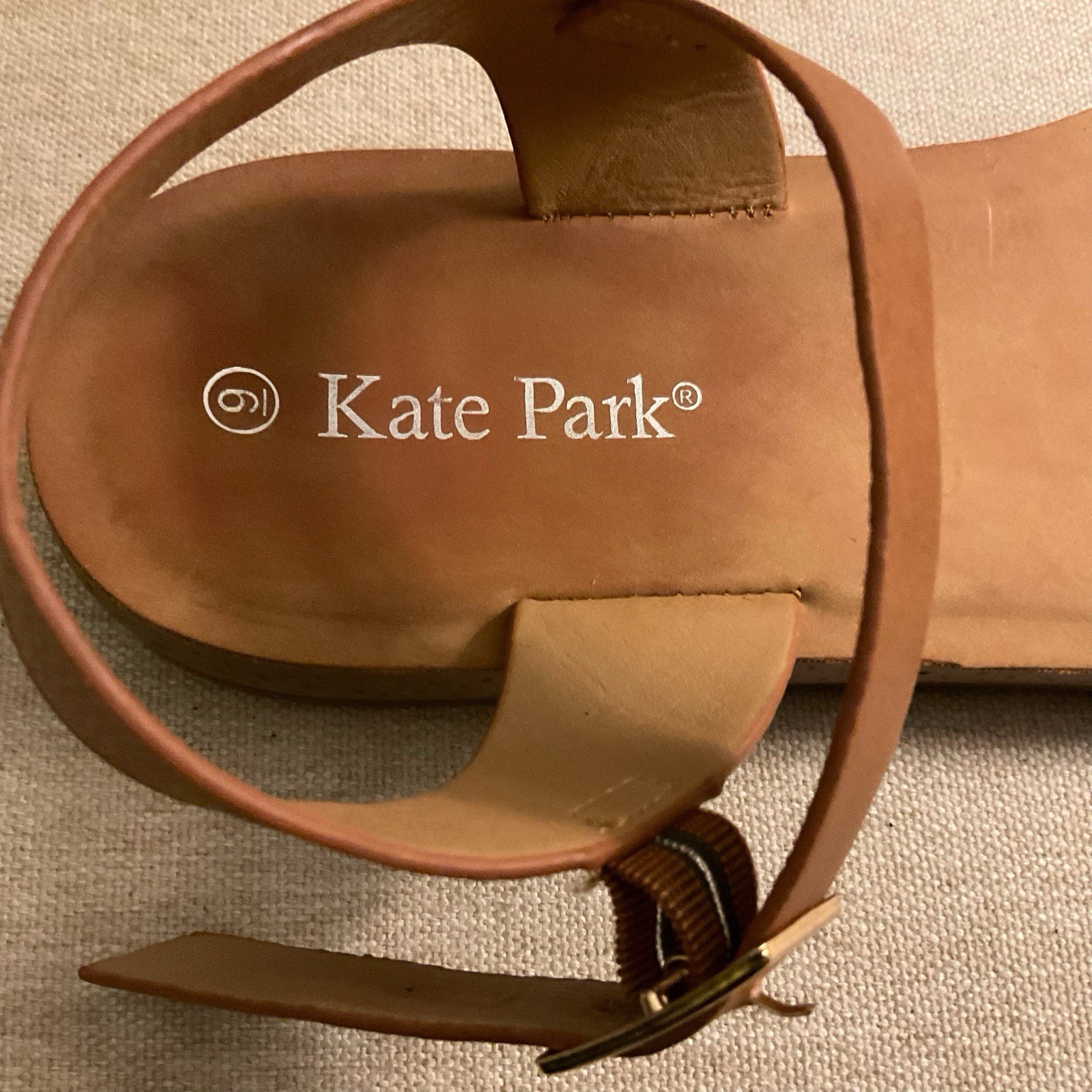 Kate Park Brown Strappy Flat Buckle Sandals Women’s Size 9 NWOB