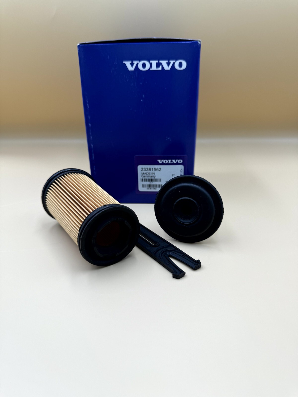 Volvo DEF 23381562 OEM D13, Mack MP8