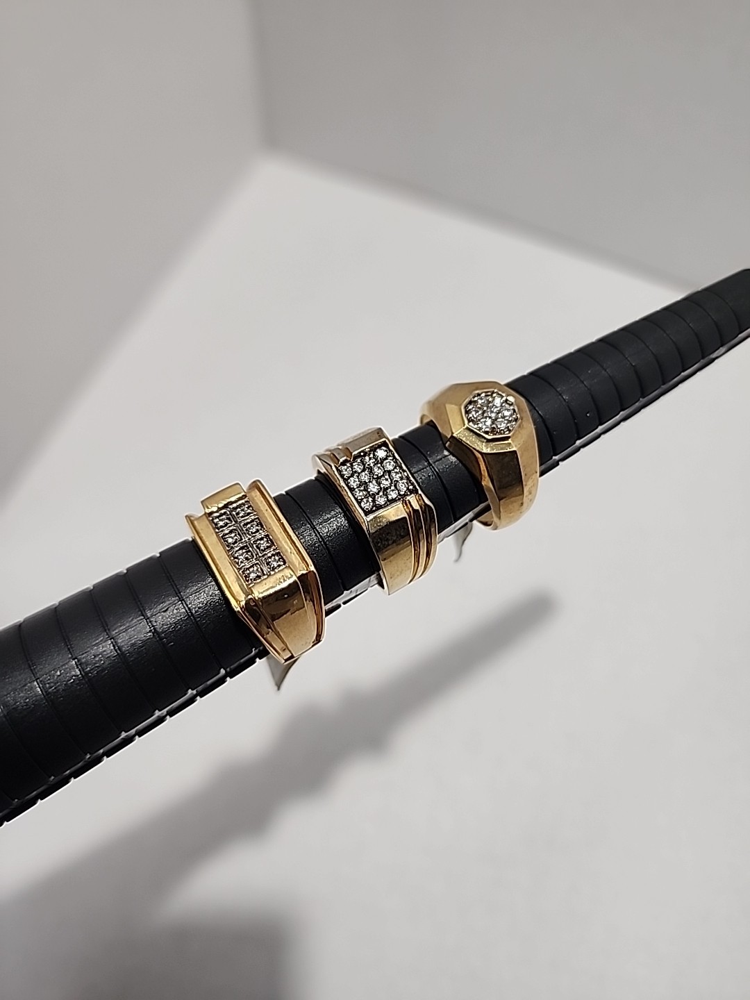 Lot Of 20 Brass Jewelry Rings Mixed Sex And Size Unbranded