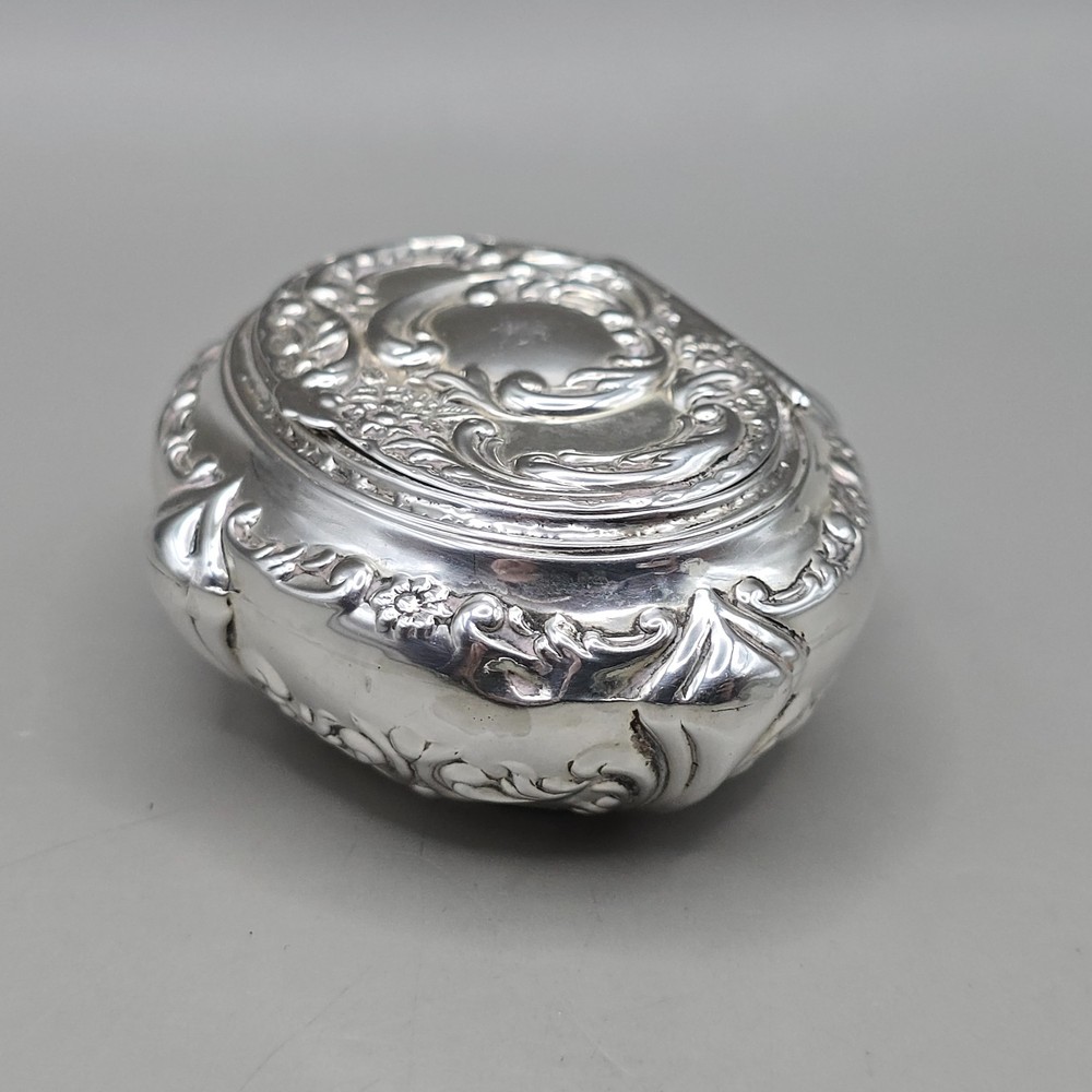 Antique Solid Silver Snuff/Pill Box Birmingham 1901 Gilt Interior Rococo Design