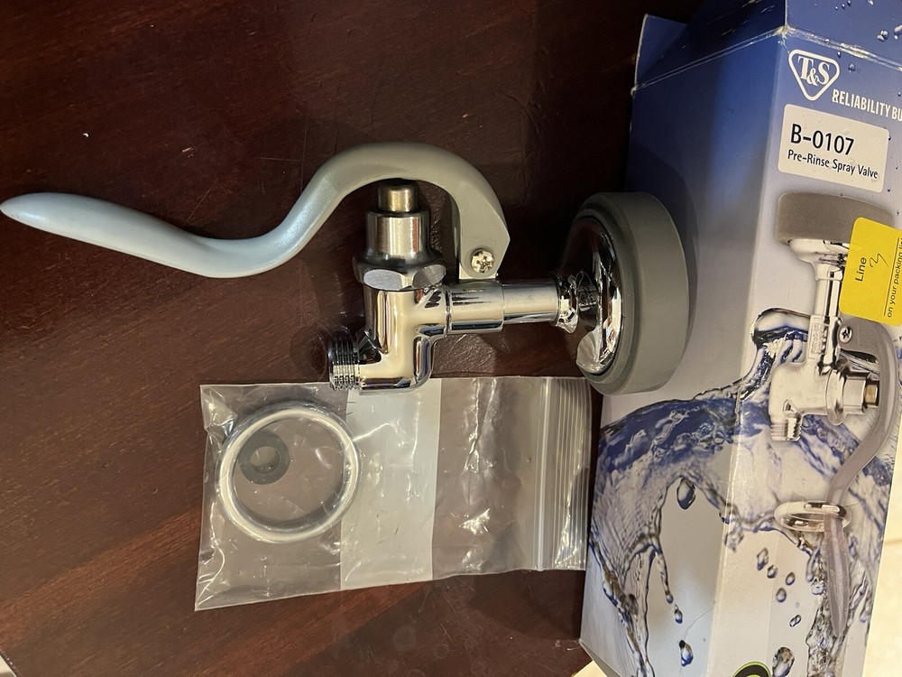 T&S B-0107 Spray Valve
