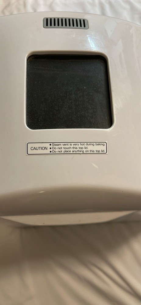 Breadman Plus Automatic Bread Maker, Model TR 700 (White) Working Well