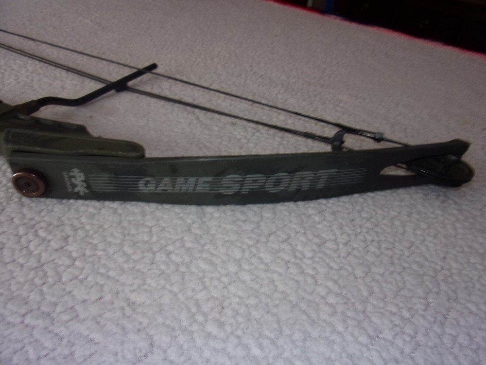 PSE Game Sport Pulsar Express Compound Bow