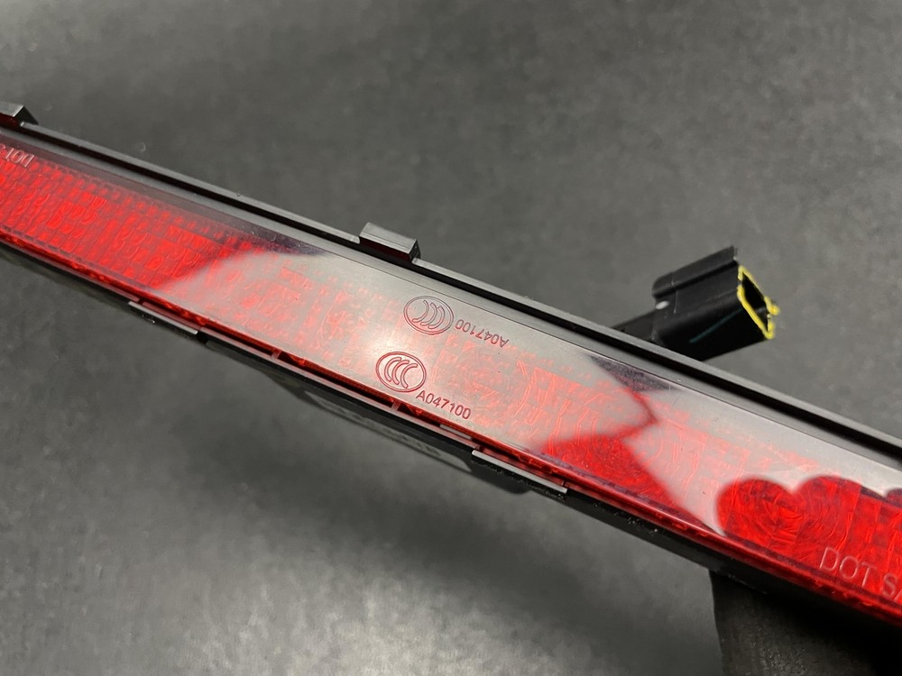 High Mount 3rd Stop Light Lamp 2019 Chevrolet Sonic 96831000 2012 2013 - 2020