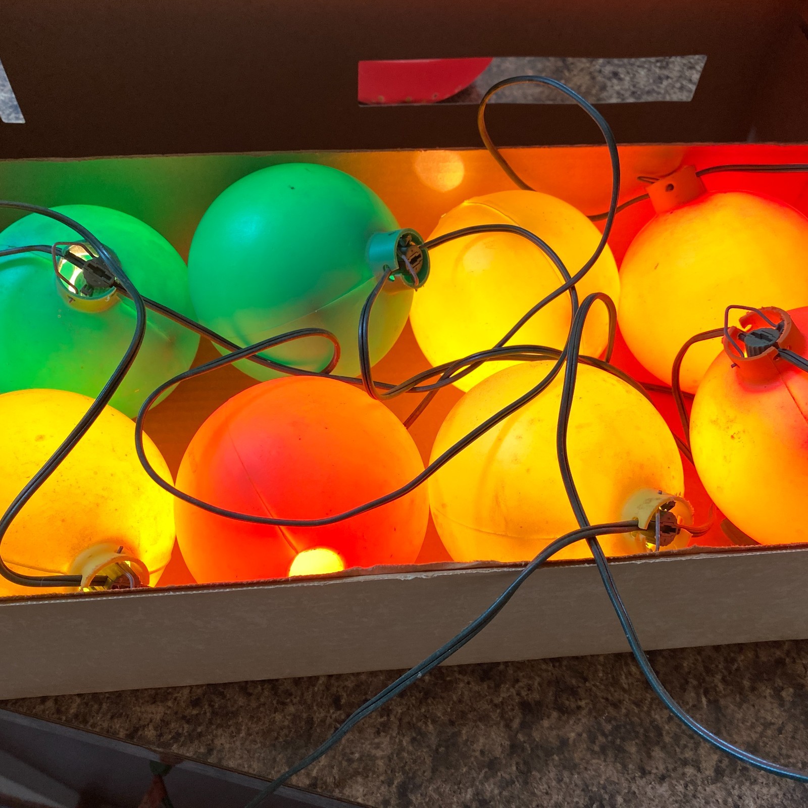 Vintage GE Party Globes 8 Light Set Indoor/Outdoor with Original Box Tested