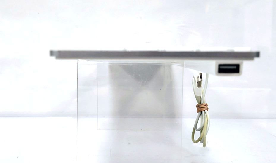 Apple A1243 Wired USB Keyboard *SEE DESCRIPTION*