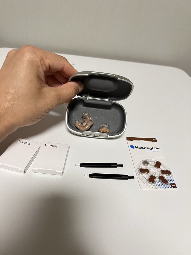 Hearing aids unitron T insera