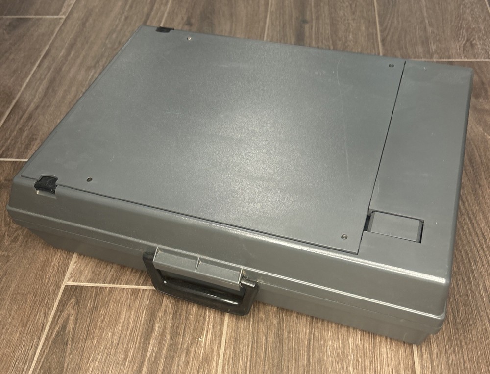 3M 2000 Overhead Projector Portable Briefcase Model