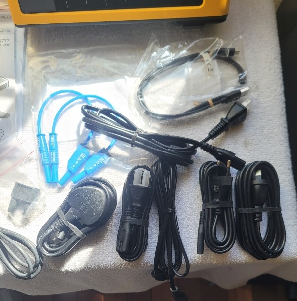 Fluke 1773 Three-Phase Power Quality Analyzer, 8 kV