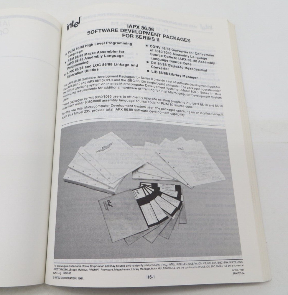 intel Systems Data Catalog 1982 vintage computer book 210299-001