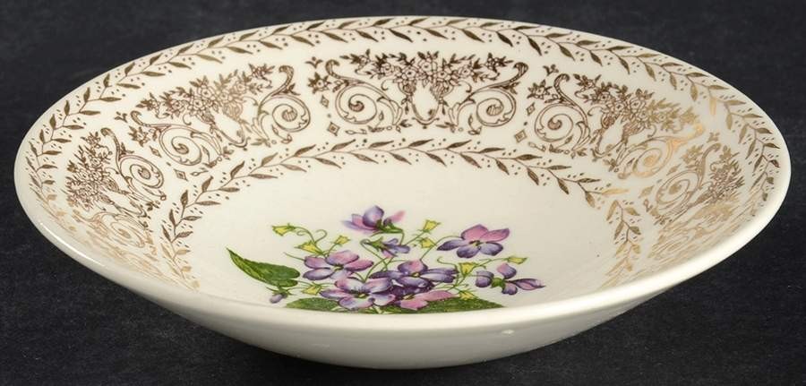 Cunningham & Pickett Springviolet Fruit Dessert  Bowl 97860