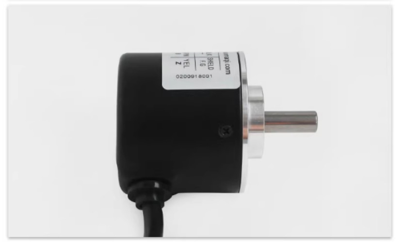 1Pcs New Rotary Encoder IGV28-0001 PP-200-ABO-E7-2-5