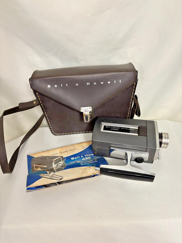 Bell & Howell Autoload Super 8 Camera Zoom Optronic Eye w case (C109)
