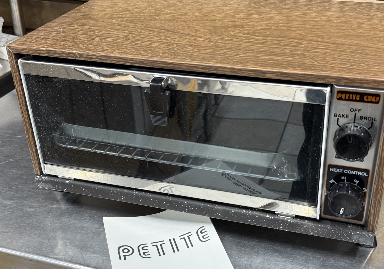 Vintage Black Angus Petite Chef Toaster Oven Broiler Warmer Woodgrain Finish