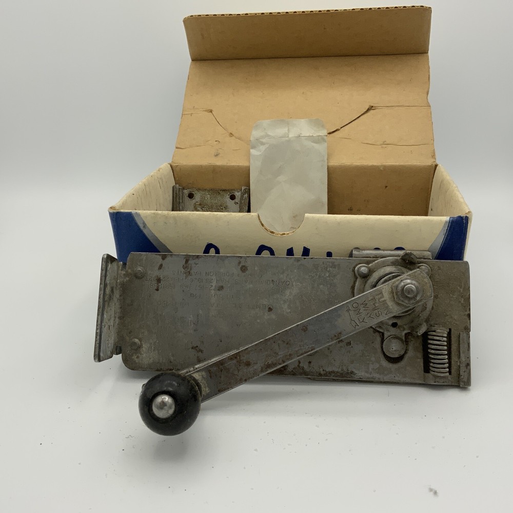 VTG Rival Can-O-Mat Complete In Box