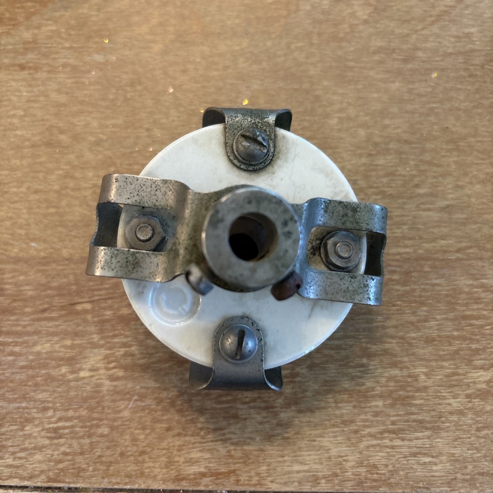 1/4”x3/8” Ceramic Insulated Coupler