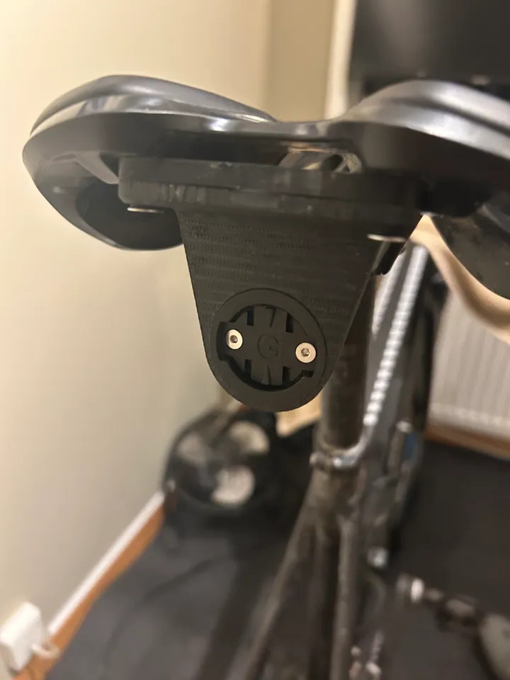 Specialized Phenom SWAT Saddle Garmin Varia Mount (NOT 715) - Hidden AirTag