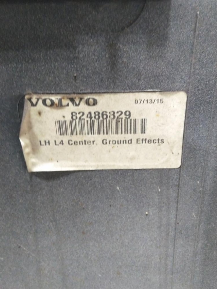 For 2016 VOLVO VNL SIDE FAIRING Left , MD